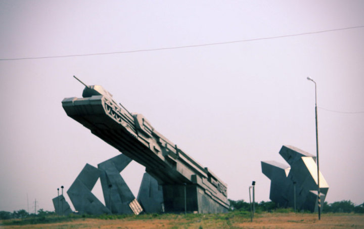 409844258135233472292669n425813523347