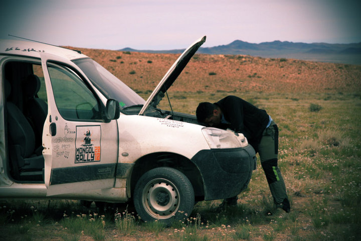 413404258170133472653385n425817013347