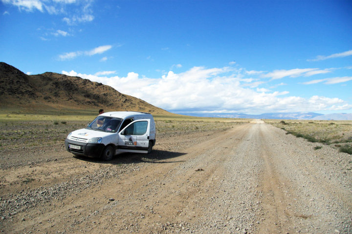 468494258167633477346018n425816763347