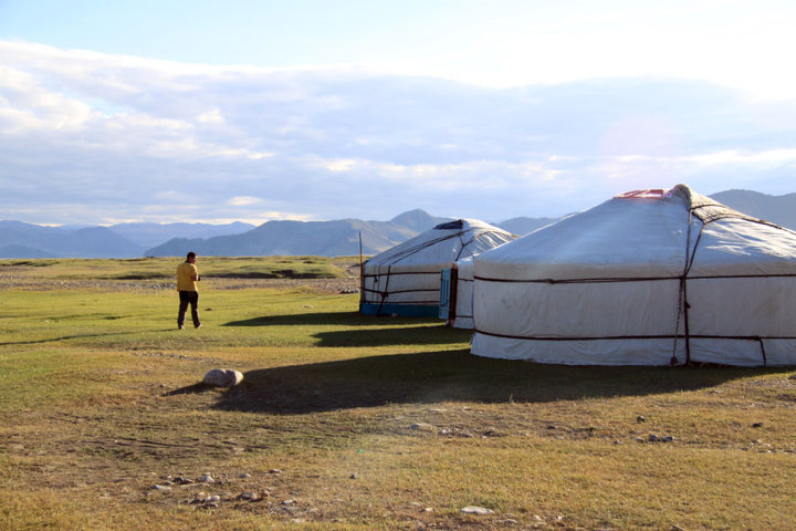 468494258168083476569593n425816808347